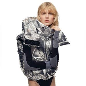 Perfect Moment x H&M NWT Silver Puffer Ski Vest in Sz M